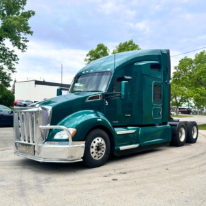 Leasing Special - 2019 Kenworth T680 - Tandem Sleeper (959774)