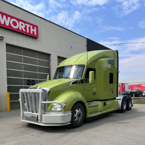 Leasing Special - 2021 Kenworth T680 - Tandem Sleeper (977995)