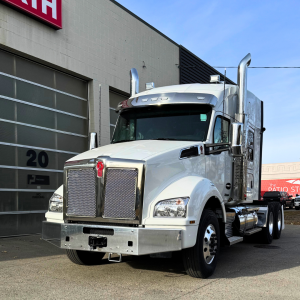 2025 Kenworth T880 - Tandem Sleeper (983383)