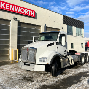 2023 Kenworth T880 - Tandem Daycab (954319)