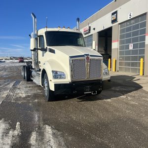 2025 Kenworth T880 - Tandem Sleeper (981851)
